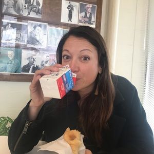 Meet your Posher, Laura